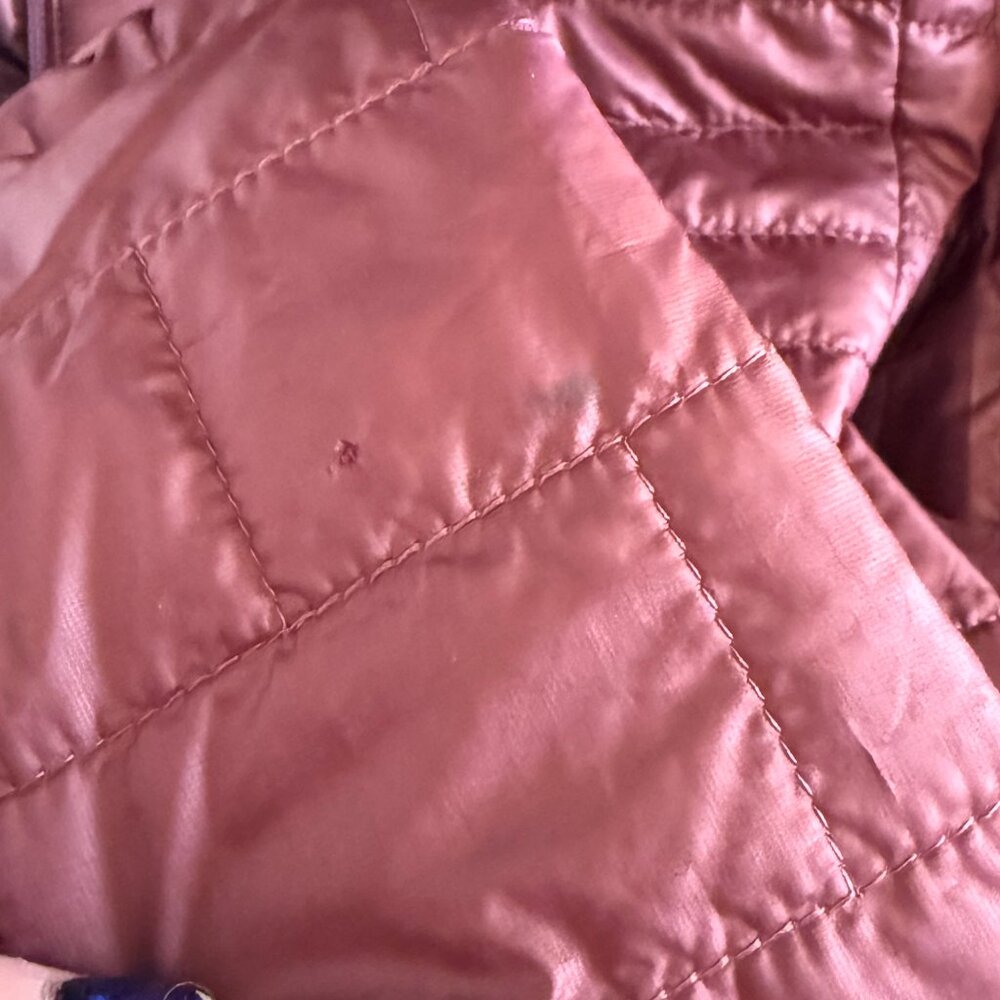 Patagonia *Nano Puff* Hoody | Maroon "Dark Ruby" | Lightweight & Warm | XS | EUC - Picture 5 of 6